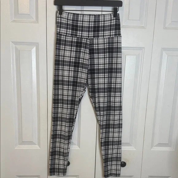 Plaid Leggings - Picture 1 of 1